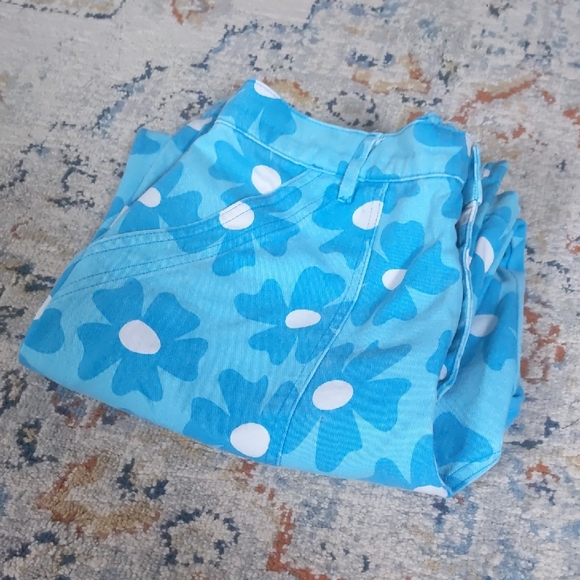 Big Bud Press Blue and White Casual Bottoms - Picture 5 of 5